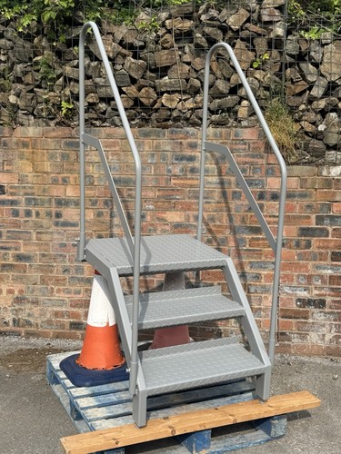 New steel access steps metal - new,
